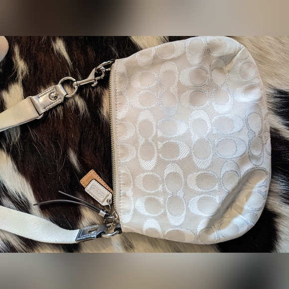 🤍 Coach bag🤍 - Picture 2 of 10